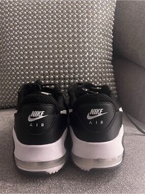 Women Nike Air Black & White Sneakers